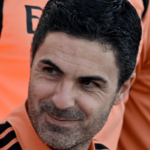 Arsenal ‘hunting’ former Chelsea and Man Utd target as ’emergency’ signing | Football